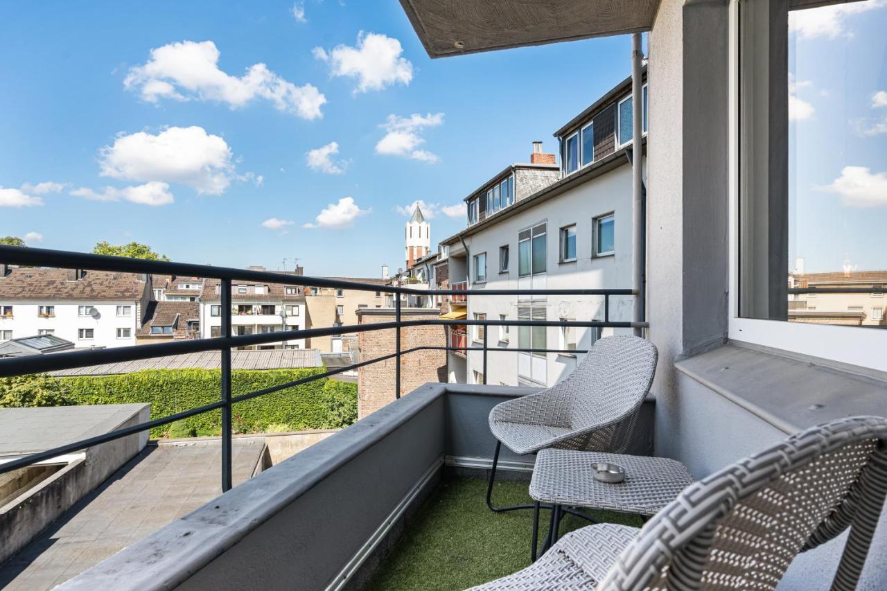 Apartment 5, Direkt Am Bahnhof Aarchen Exterior foto